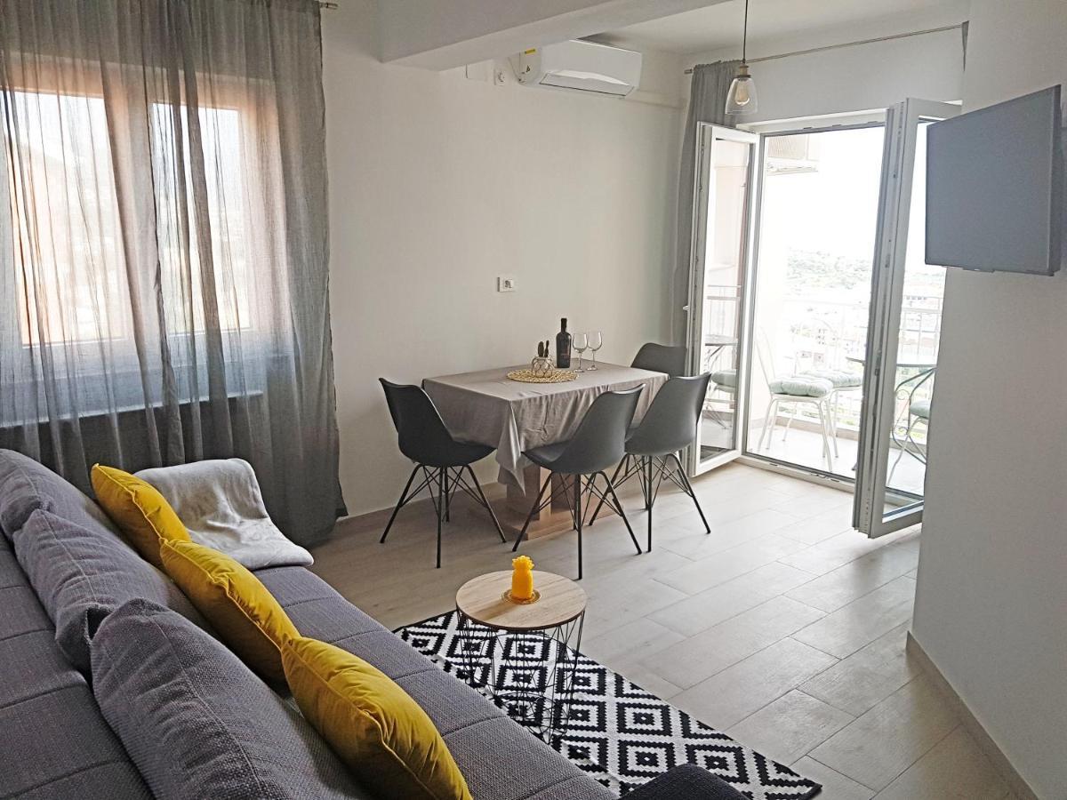 Apartments Antonio 2 เซนญ์ ภายนอก รูปภาพ