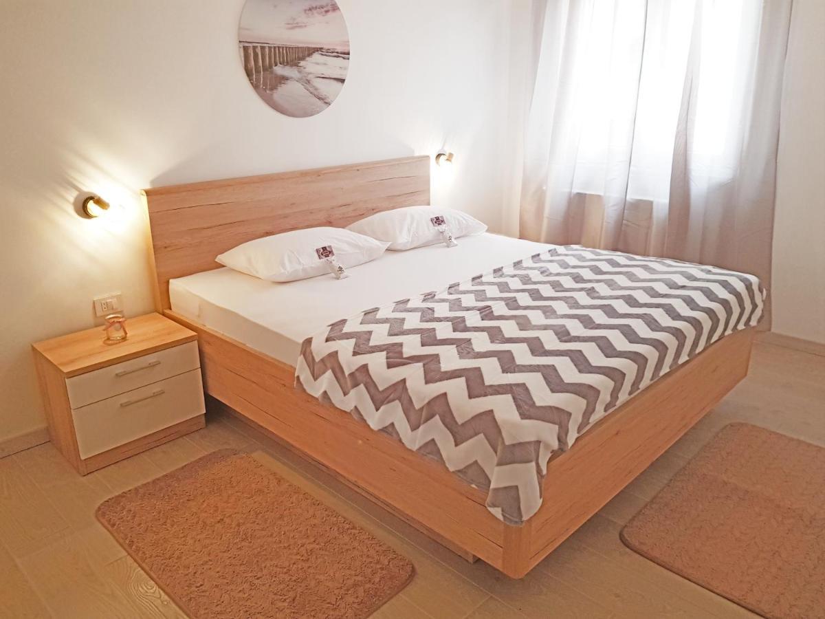 Apartments Antonio 2 เซนญ์ ภายนอก รูปภาพ